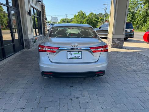 Used 2013 Toyota Avalon XLE FWD image 6