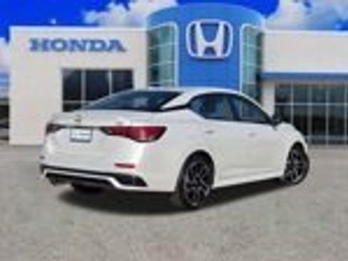 Used 2024 Nissan Sentra SR image 4