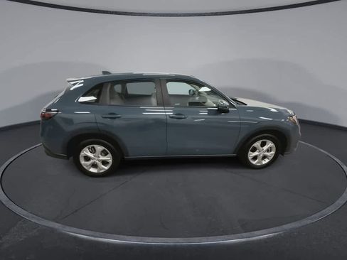 Used 2023 Honda HR-V LX image 9