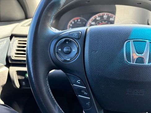 Used 2013 Honda Accord Sport image 32