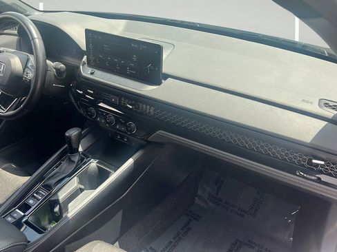 Used 2023 Honda Accord Sport image 20