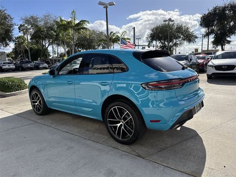 Used 2023 Porsche Macan Turbo image 13
