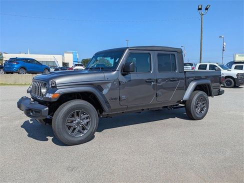 New 2025 Jeep Gladiator Sport image 7
