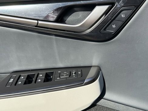 New 2025 Kia EV6 GT-Line image 17