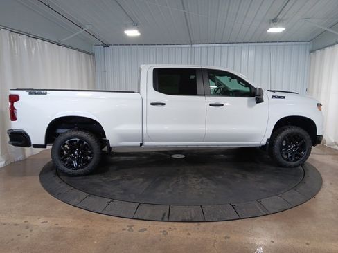 New 2026 Chevrolet Silverado 1500 Custom Trail Boss w/ Dark Appearance Package image 10