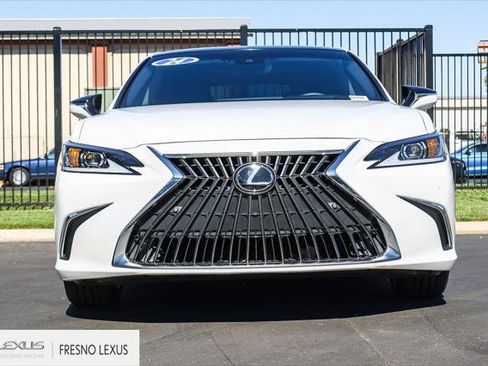 Certified 2024 Lexus ES 350 w/ Premium Package FWD image 2