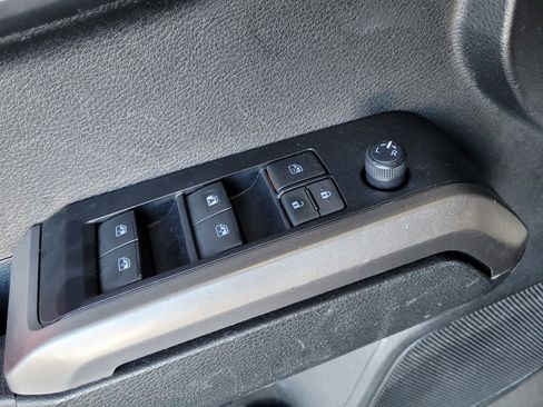 Certified 2023 Toyota Tacoma SR image 14