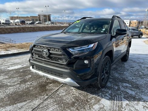 Used 2024 Toyota RAV4 Adventure image 4