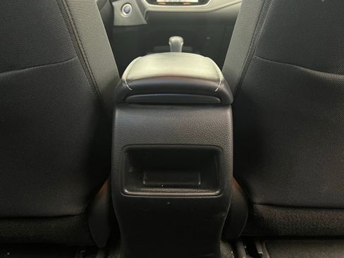 Used 2021 Toyota Corolla SE image 9