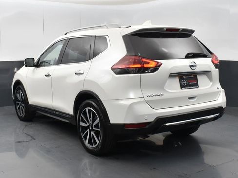 Used 2020 Nissan Rogue SL w/ Premium Package image 6