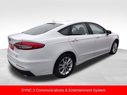 Used 2020 Ford Fusion SE image 6