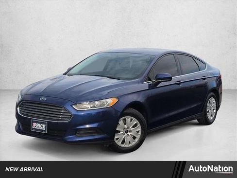 Used 2014 Ford Fusion S image 1
