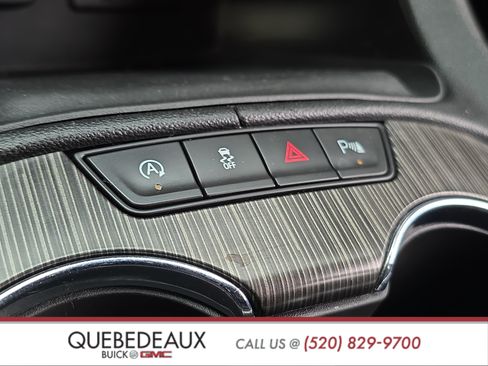 Used 2020 GMC Acadia SLT w/ Premium Package FWD image 22