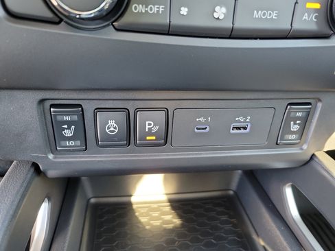 New 2026 Nissan Frontier SV w/ All-Weather Content Package image 25