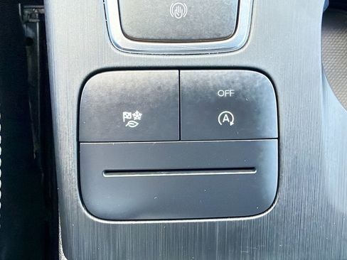 Used 2020 Ford Escape SEL image 30