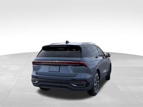 New 2026 Lincoln Nautilus Reserve AWD/4WD image 8