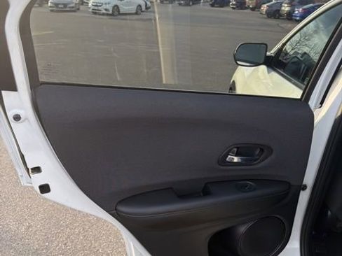 Certified 2022 Honda HR-V Sport image 11