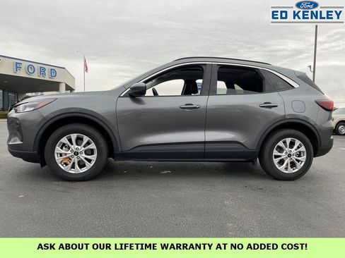 Used 2023 Ford Escape Active w/ Tech Pack #2 image 2