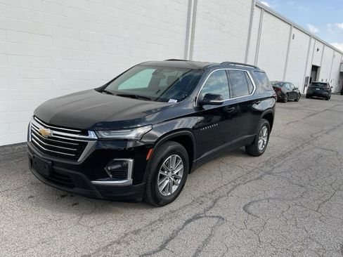 Used 2023 Chevrolet Traverse LT image 31