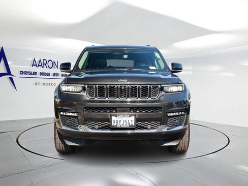Used 2022 Jeep Grand Cherokee L Limited w/ Luxury Tech Group II RWD image 4