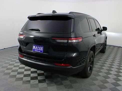 Used 2024 Jeep Grand Cherokee L Limited w/ Black Appearance Package AWD/4WD image 27