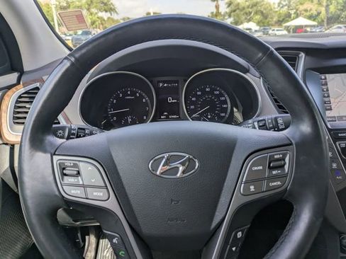 Used 2019 Hyundai Santa Fe XL AWD/4WD image 31