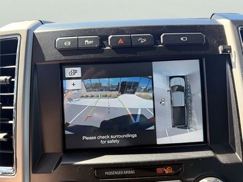 Used 2018 Ford F350 Lariat w/ Lariat Ultimate Package AWD/4WD image 16