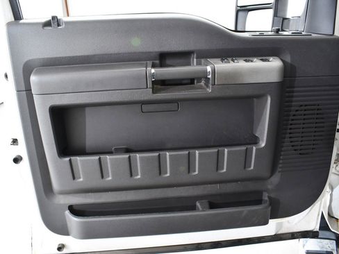 Used 2011 Ford F350 Lariat w/ Lariat Ultimate Pkg image 24