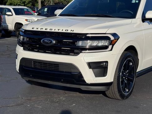 Used 2024 Ford Expedition Limited RWD image 41