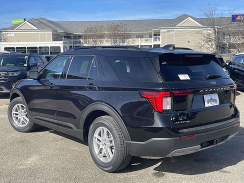 New 2026 Ford Explorer Active w/ Active Comfort Package RWD image 6