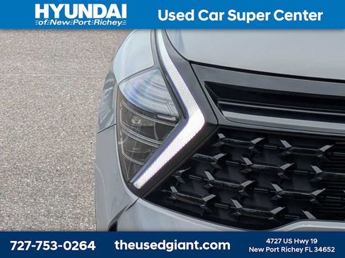 Used 2025 Kia Sportage X-Line AWD/4WD image 9