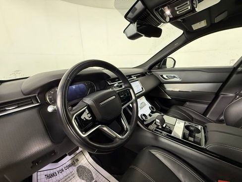 Used 2022 Land Rover Range Rover Velar R-Dynamic S image 10