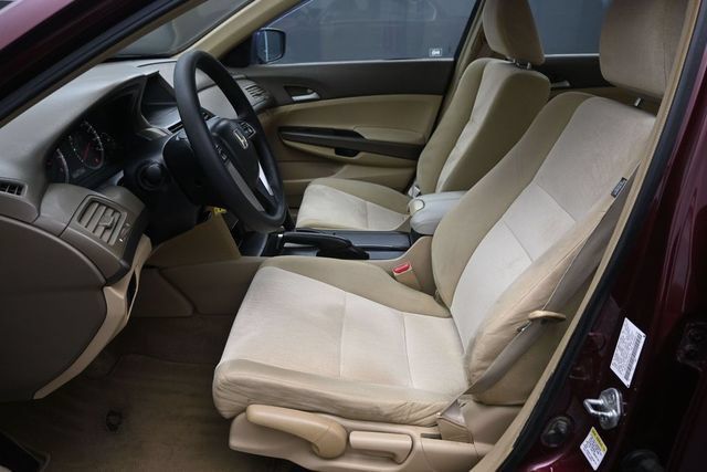 Used 2009 Honda Accord LX image 17