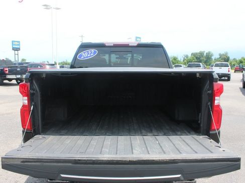 Used 2022 Chevrolet Silverado 1500 High Country w/ Safety Package II AWD/4WD image 17