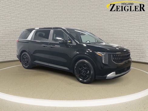 New 2026 Kia Carnival LXS image 3