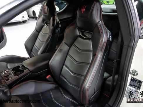 Used 2018 Maserati GranTurismo Sport RWD image 19