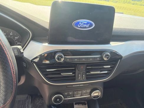 Used 2020 Ford Escape SE AWD/4WD image 6