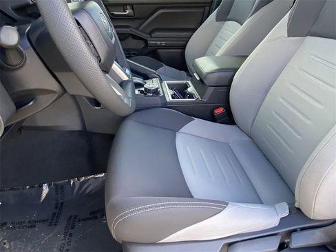 Certified 2026 Toyota Tacoma TRD Off-Road image 19