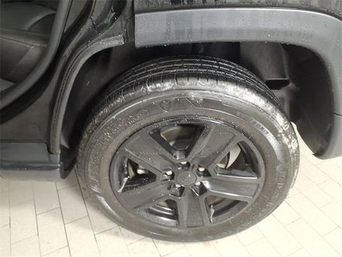 Used 2022 Jeep Compass Latitude w/ Convenience Group image 16