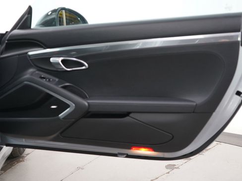 Used 2014 Porsche 911 Turbo image 9