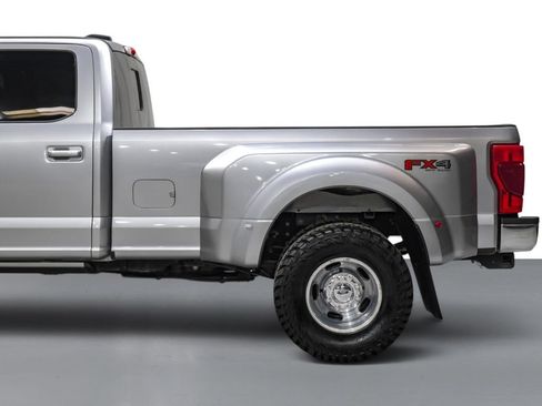 Used 2022 Ford F350 Lariat w/ Lariat Ultimate Package AWD/4WD image 11
