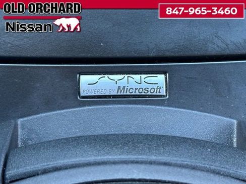 Used 2015 Ford Taurus SEL w/ Equipment Group 201A image 16