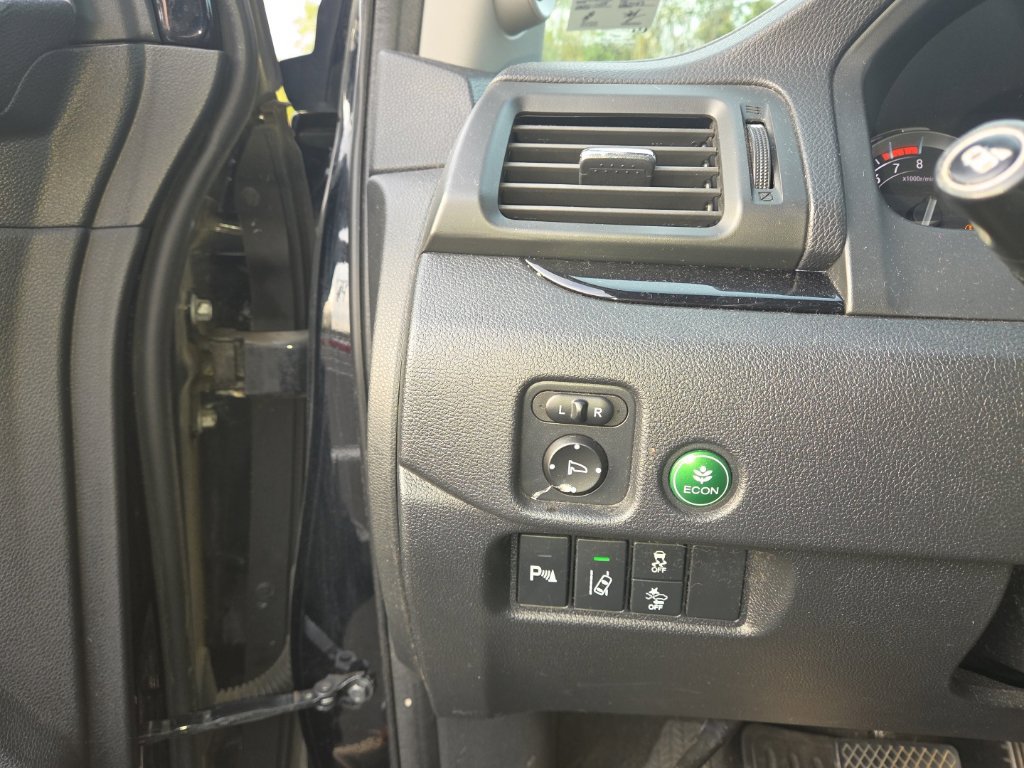Used 2016 Honda Pilot Touring image 20