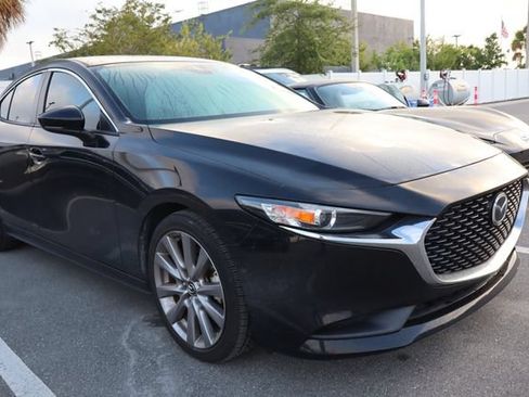 Used 2022 MAZDA MAZDA3 s FWD image 1