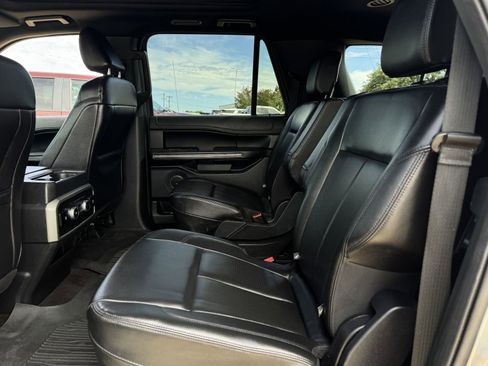 Used 2021 Ford Expedition Max XLT AWD/4WD image 28
