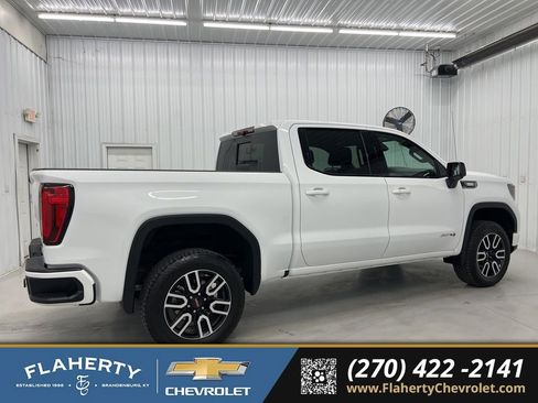 Used 2025 GMC Sierra 1500 AT4 w/ Technology Package AWD/4WD image 2