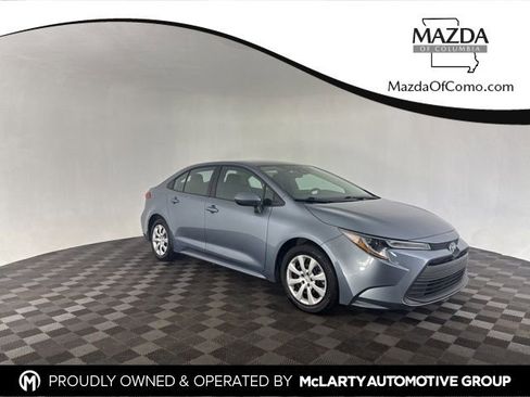 Used 2024 Toyota Corolla LE image 1