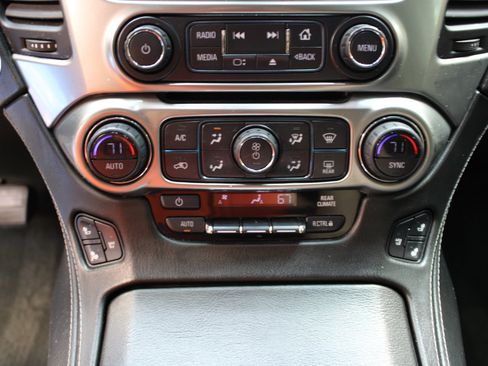 Used 2015 Chevrolet Tahoe LTZ image 36