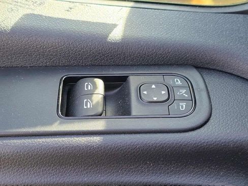 Used 2025 Mercedes-Benz Sprinter 2500 image 26