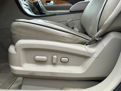 Used 2012 Lincoln MKX FWD image 15
